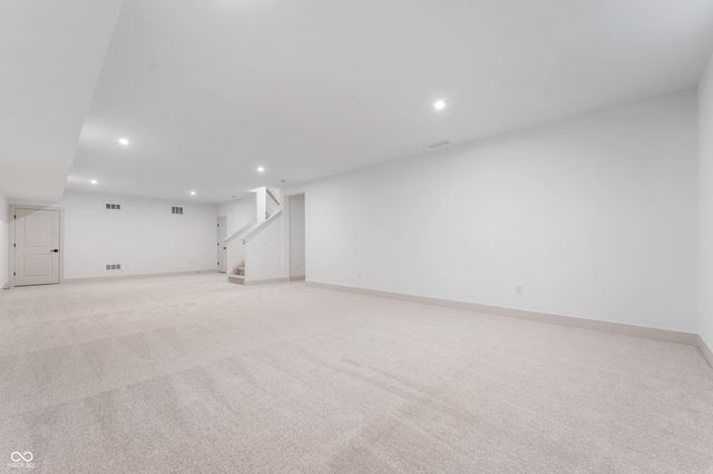 19614 Wood Farm Place, Westfield, IN 46074