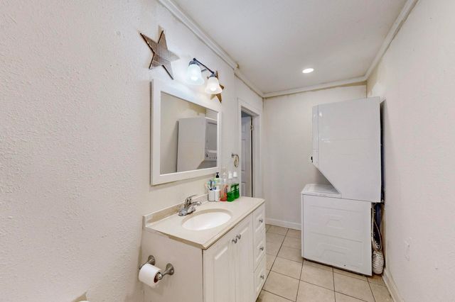 2732 W Collin Street, Corsicana, TX 75110