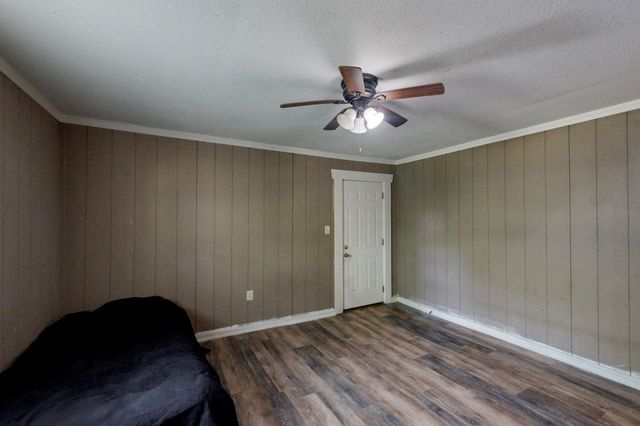 2732 W Collin Street, Corsicana, TX 75110