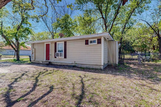 2732 W Collin Street, Corsicana, TX 75110