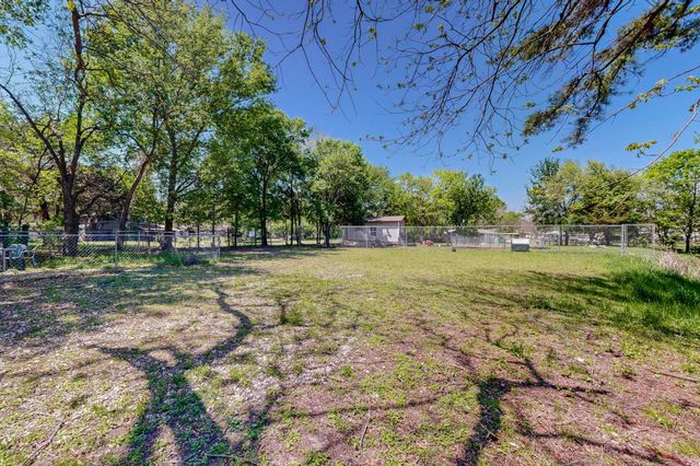2732 W Collin Street, Corsicana, TX 75110