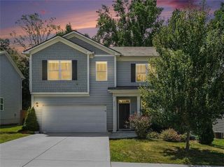 477 Starbuck Parkway, Pendergrass, GA 30567