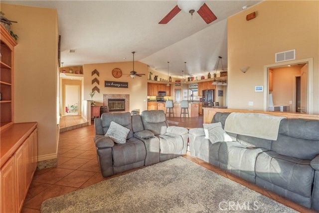 23053 Roundup Way, Apple Valley, CA 92308