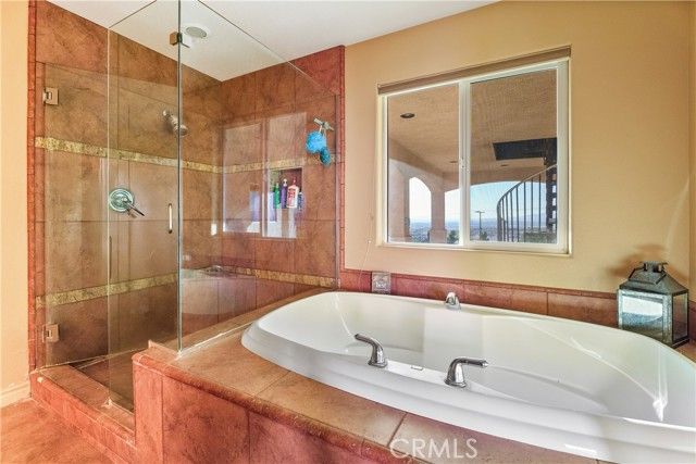 23053 Roundup Way, Apple Valley, CA 92308