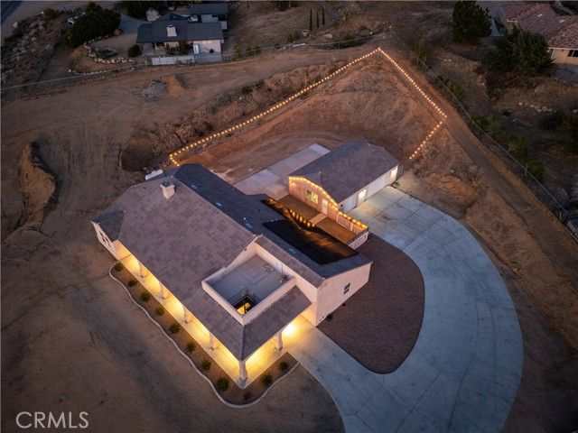 23053 Roundup Way, Apple Valley, CA 92308