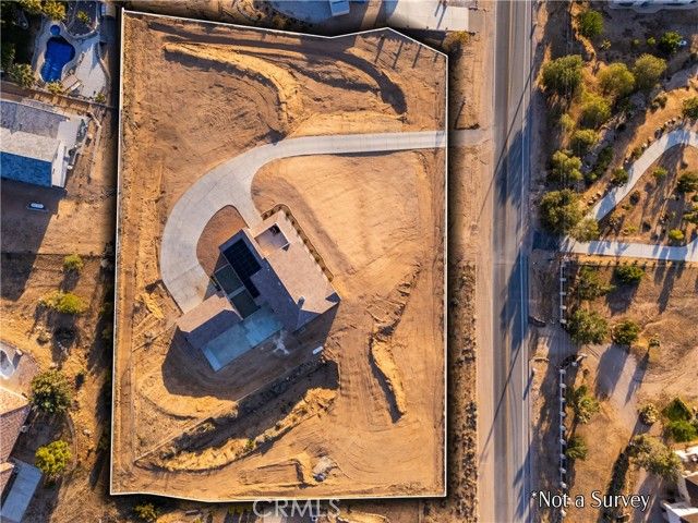 23053 Roundup Way, Apple Valley, CA 92308