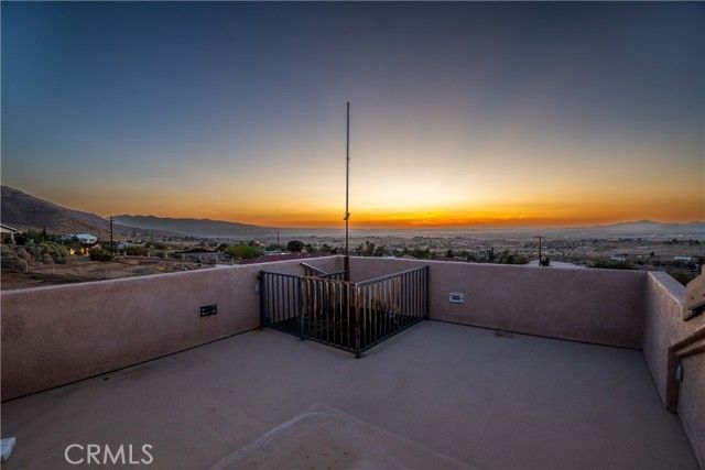 23053 Roundup Way, Apple Valley, CA 92308