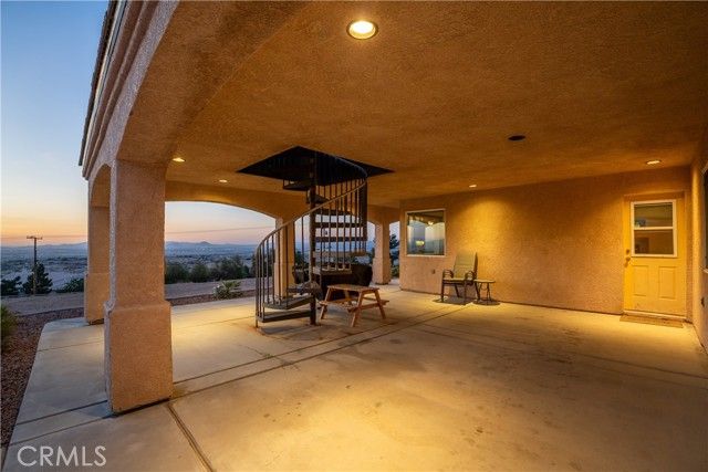 23053 Roundup Way, Apple Valley, CA 92308