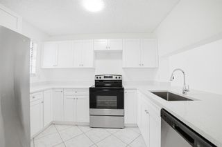 8207 FAIRWAY Road ., Sunrise, FL 33351