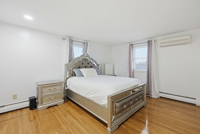 9 Denise Dr, Randolph, MA 02368