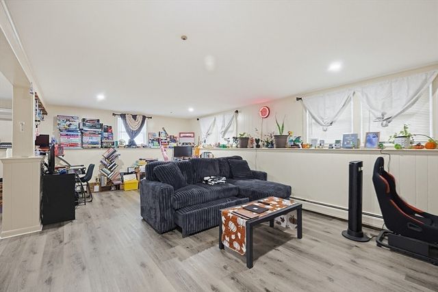 9 Denise Dr, Randolph, MA 02368