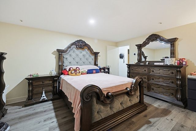 9 Denise Dr, Randolph, MA 02368
