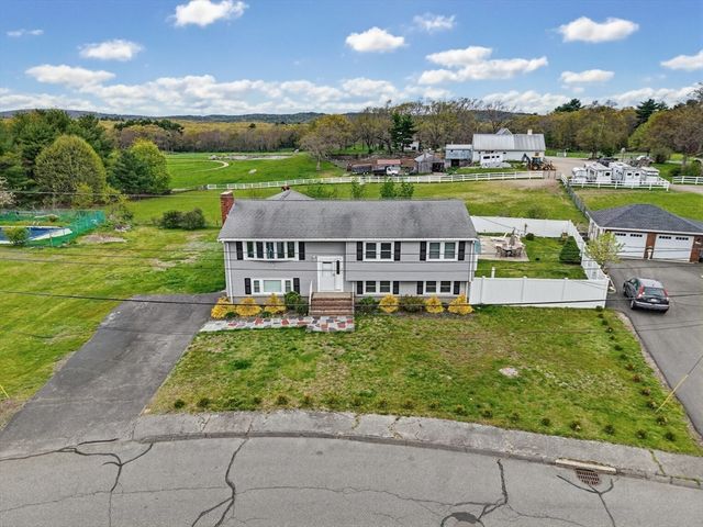 9 Denise Dr, Randolph, MA 02368