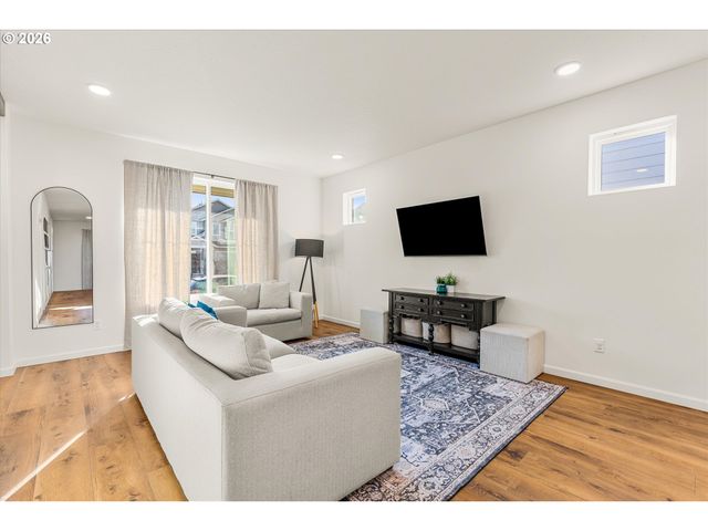 716 Se 36TH St, Battle Ground, WA 98604