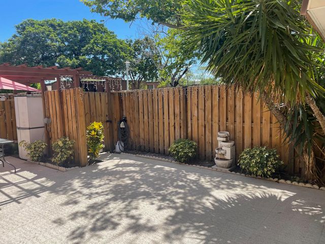 501 5th Lane, Greenacres, FL 33463