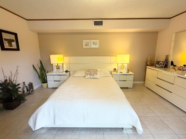 501 5th Lane, Greenacres, FL 33463