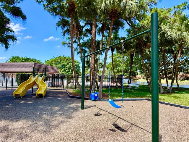 501 5th Lane, Greenacres, FL 33463