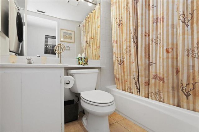 41521 Woodhaven Drive E, Palm Desert, CA 92211