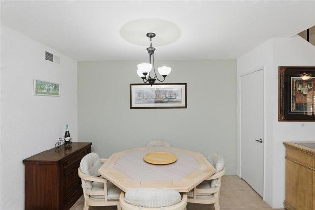 41521 Woodhaven Drive E, Palm Desert, CA 92211