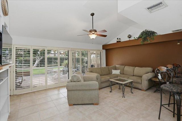 41521 Woodhaven Drive E, Palm Desert, CA 92211