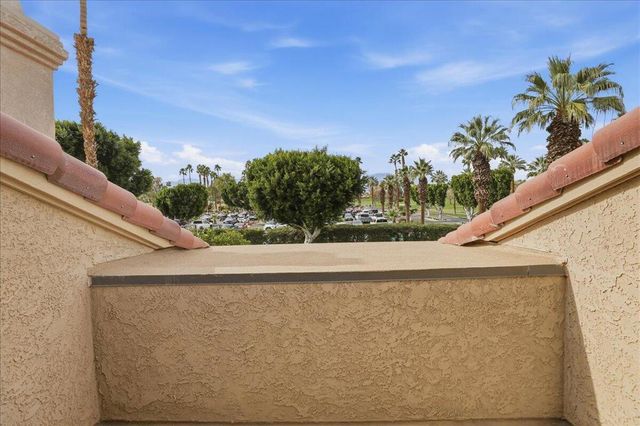 41521 Woodhaven Drive E, Palm Desert, CA 92211