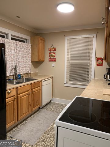 2094 Pinnacle Drive, Clayton, GA 30525