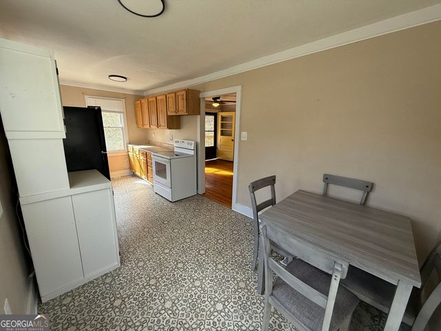 2094 Pinnacle Drive, Clayton, GA 30525