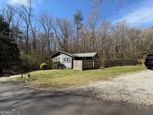 2094 Pinnacle Drive, Clayton, GA 30525