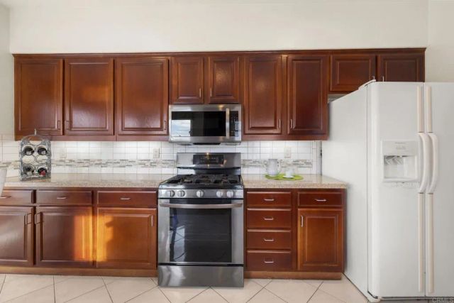 4969 Lamia Way, Oceanside, CA 92056