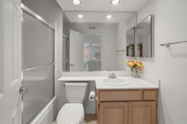 4969 Lamia Way, Oceanside, CA 92056
