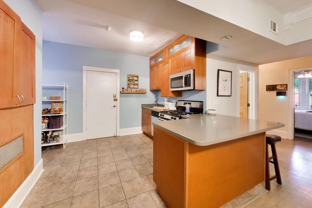 1247 W Leland Avenue 1, Chicago, IL 60640