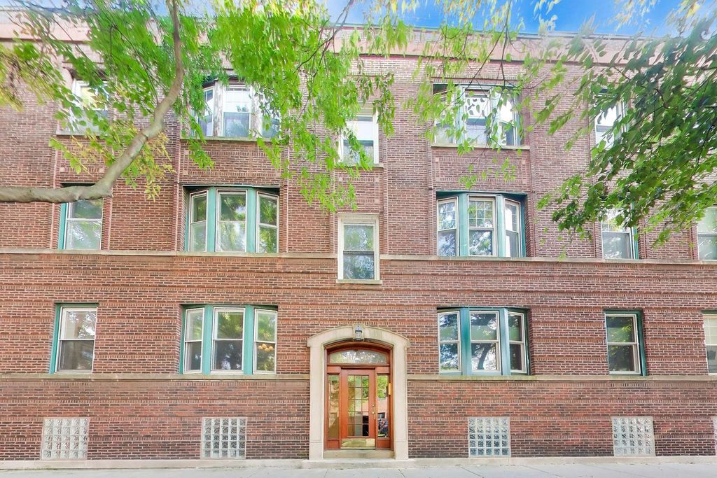1247 W Leland Avenue 1, Chicago, IL 60640