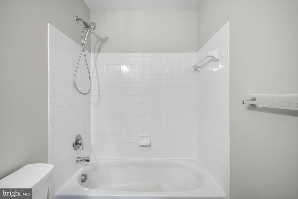 Image 29 of property listing at 7322 BRECKENRIDGE ST, Laurel, MD 20707
