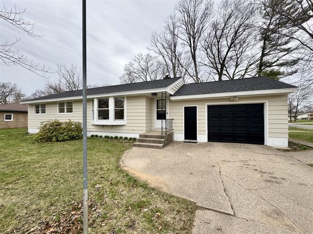 1786 Oak Park Drive, Muskegon, MI 49442