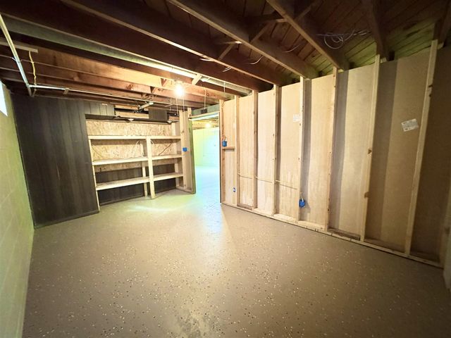1786 Oak Park Drive, Muskegon, MI 49442