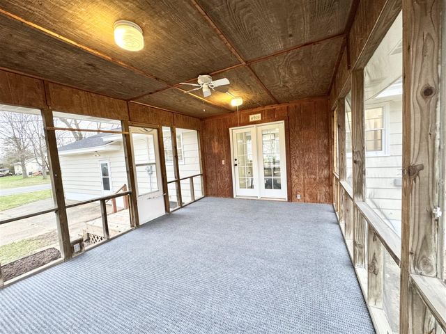1786 Oak Park Drive, Muskegon, MI 49442