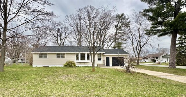 1786 Oak Park Drive, Muskegon, MI 49442