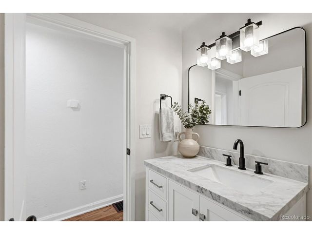5390 Primrose Ln, Denver, CO 80221