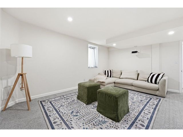 5390 Primrose Ln, Denver, CO 80221