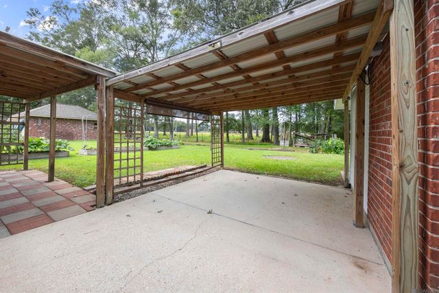 9757 Shiloh Ct, Denham Springs, LA 70726