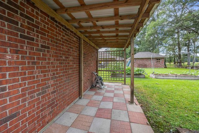 9757 Shiloh Ct, Denham Springs, LA 70726