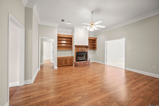 9757 Shiloh Ct, Denham Springs, LA 70726