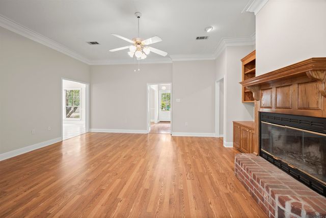 9757 Shiloh Ct, Denham Springs, LA 70726