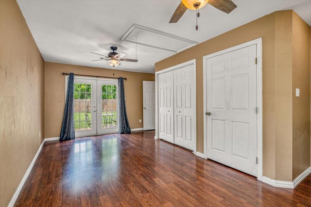 121 5th Street, Brazoria, TX 77422