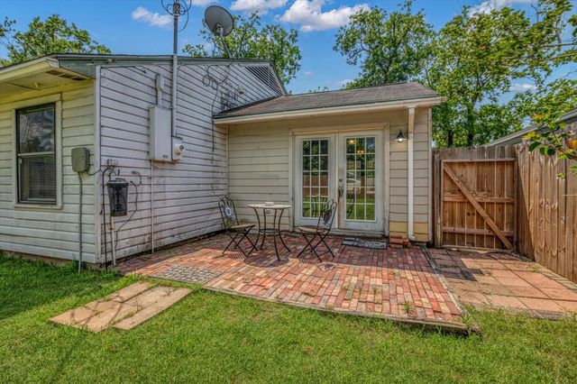 121 5th Street, Brazoria, TX 77422