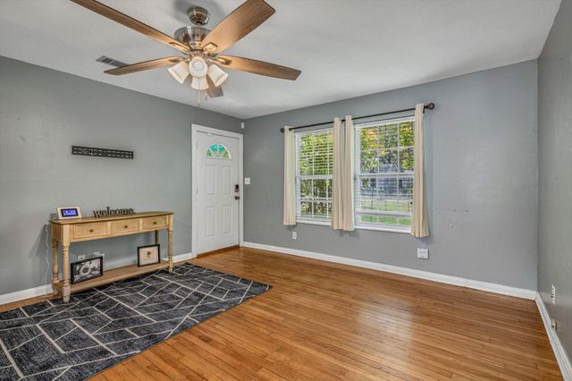 121 5th Street, Brazoria, TX 77422