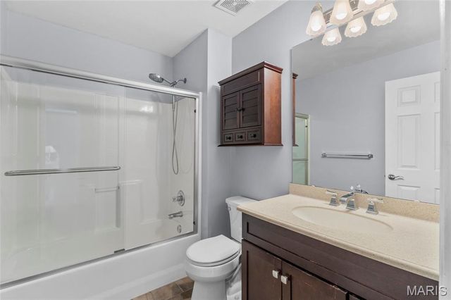 36 Quakers Place, O'fallon, MO 63366