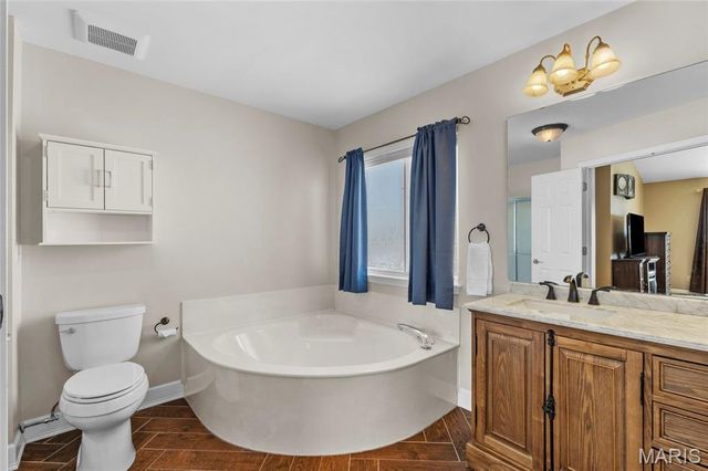 36 Quakers Place, O'fallon, MO 63366