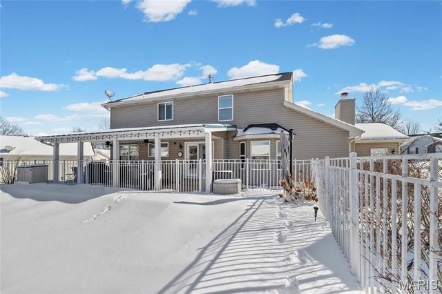 36 Quakers Place, O'fallon, MO 63366