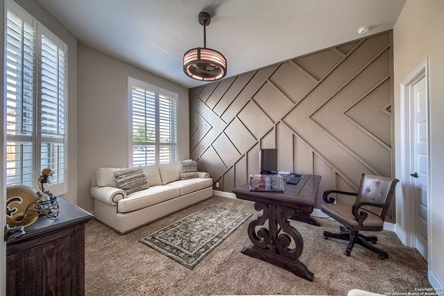 950 Lone Cypress, New Braunfels, TX 78130